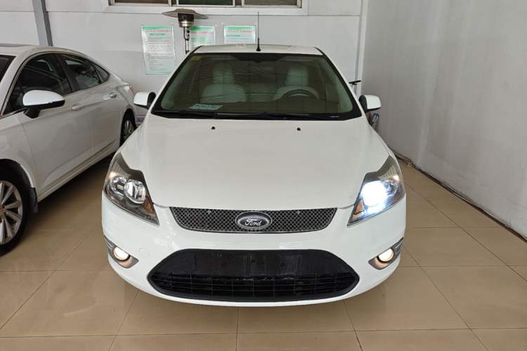 Used Ford Focus 2013 Hatchback Classic 1.8L Automatic Base Model