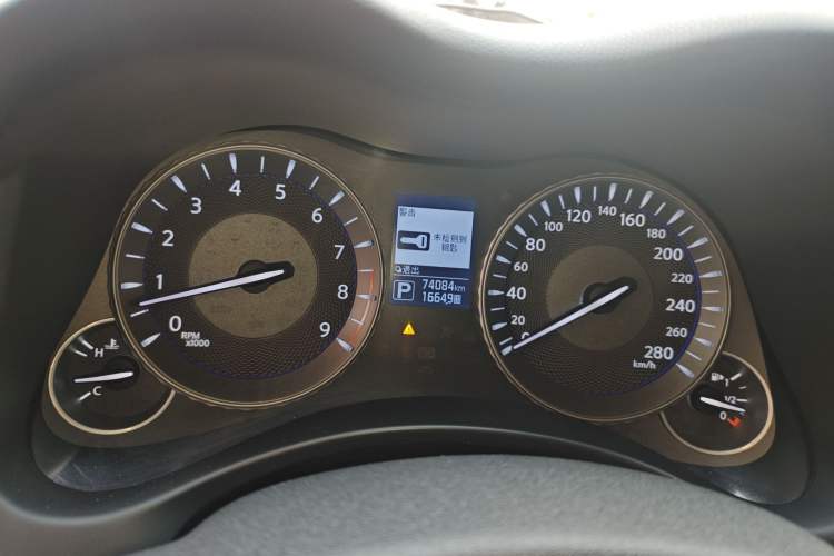 Used Infiniti Q70 2017 Q70L 2.5L Elite Edition Instrument Cluster