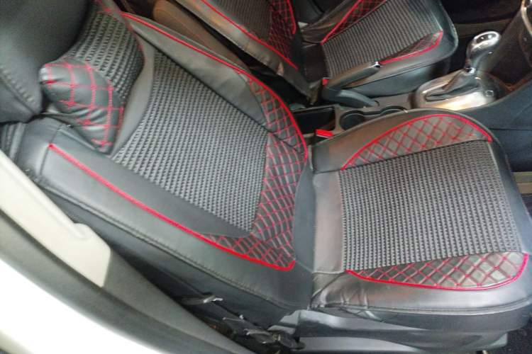 Used Buick Encore 2015 1.4T Automatic Two-Wheel Drive Urban Elite Version
