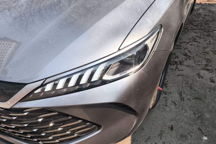 Used BYD Qin PLUS 2025 DM-i Smart Drive 55KM Leading Model Left Front Headlight