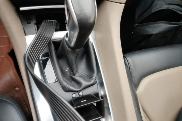 Used DS 6 2014 1.6T Elegant Version THP160