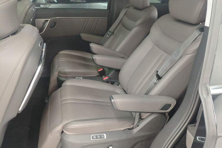 Used SAIC MAXUS Dajia 7 2024 Super Hybrid Ultra-Long Range Edition – Premium Version
