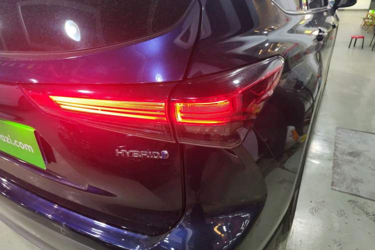 Used Toyota Highlander 2022 Dual-Engine 2.5L Two-Wheel Drive Prestige Edition 7-Seater