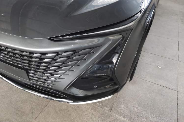 Used CHANGAN UNI-T 2023 Second-Generation 1.5T Prestige Model