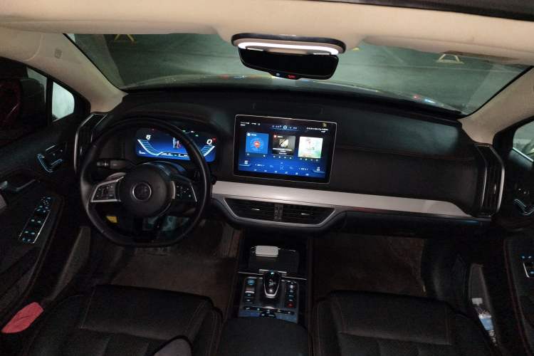 Used BYD Tang New Energy 2018 DM 2.0T All-Wheel Drive Smart Connectivity Luxury Model 7 Seats China V Emission Standard
