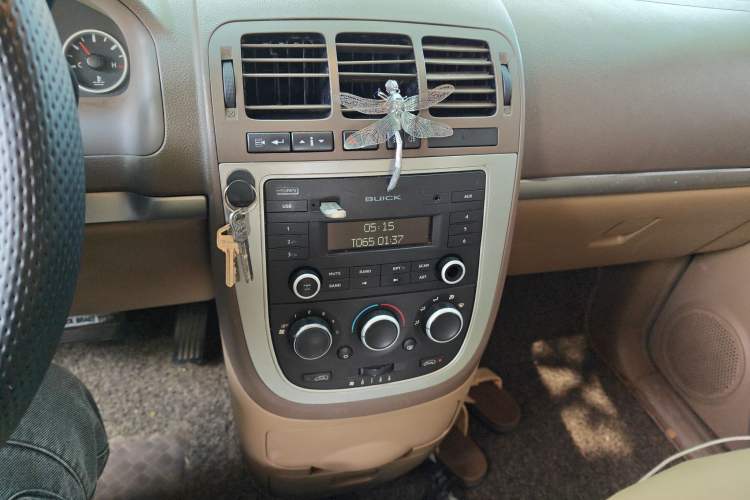 Used Buick GL8 2014 2.4L Classic Edition
