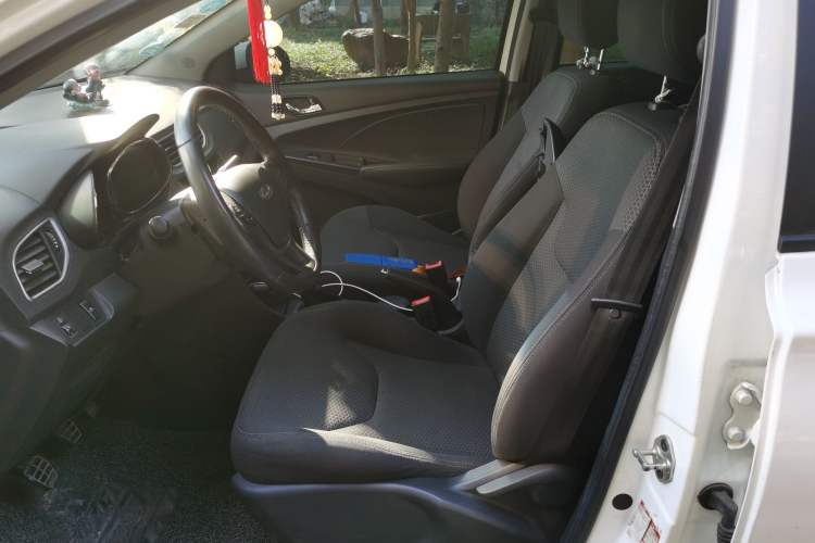 Used Chery Arrizo 3 2015 1.5L Manual High-End Version