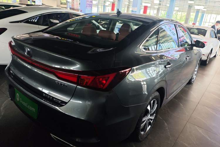 Used CHANGAN Eado 2023 Changan Edition PLUS Blue Whale NE 1.4T GDI DCT Prestige Version
