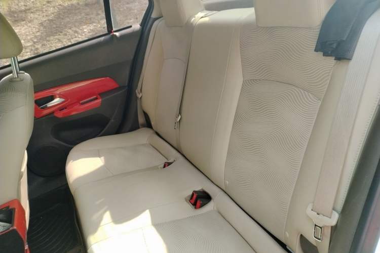 Used Chevrolet Cruze 2015 1.5L Classic SE MT Left Rear Seat