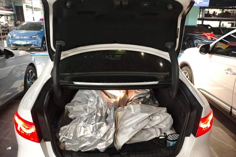 Used Jaguar XF 2016 XF 2.0T Two-Wheel-Drive R-Sport Sport Edition
