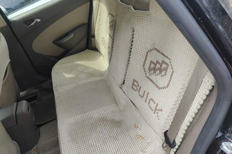 Used Buick GT 2011 GT 1.8L Automatic Fashion Edition Leather Model Left Rear Seat