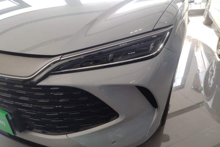 Used BYD Song L DM-i 2025 Intelligent Driving Version 160 km Beyond-Range Type
