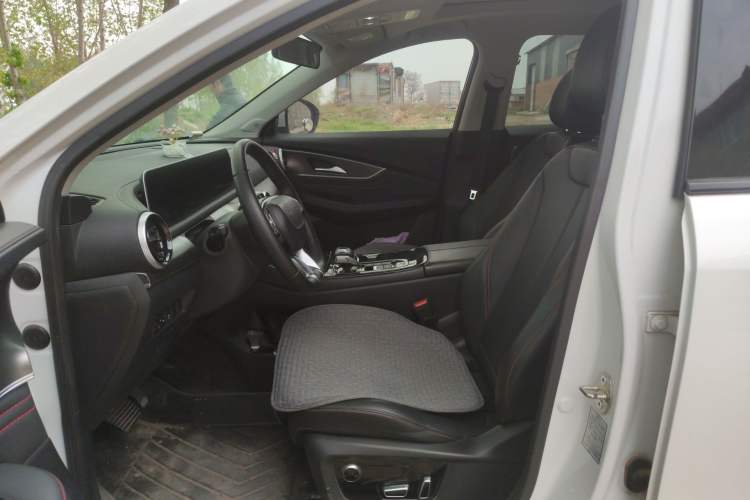 Used FORTHING T5 EVO 2021 1.5TD DCT Diamond Edition
