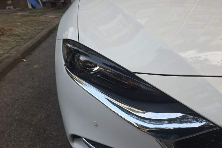 Used Mazda CX-4 2021 2.5L Automatic All-Wheel Drive Blue Sky Passion Edition