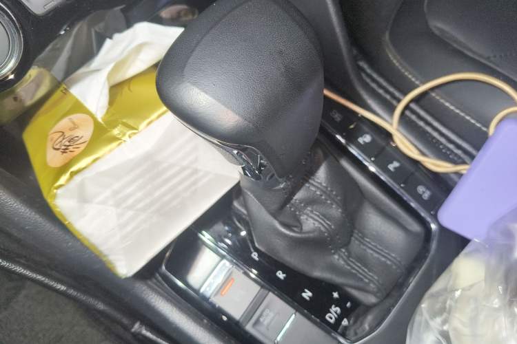 Used Volkswagen Tiguan L 2020 330TSI Automatic Two-Wheel Drive Smart Luxury Edition China VI Standard