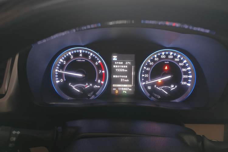 Used Toyota Highlander 2018 2.0T Two-Wheel Drive Luxury Edition 7 Seats China VI Standard
