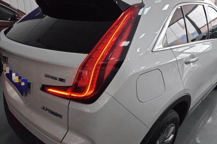 Used Cadillac XT4 2018 28T Two-Wheel Drive Leading Version