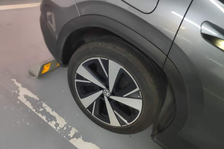 Used Volkswagen ID.6 X 2022 Intelligent Long-Range Version Right Rear Wheel Hub