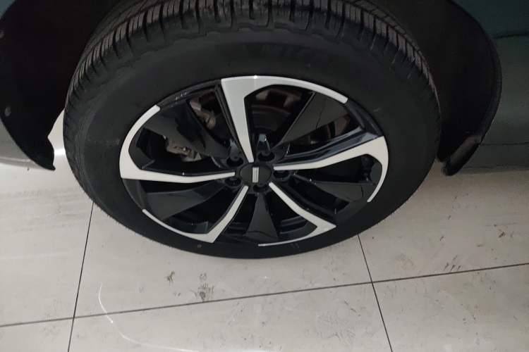 Used Wey VV7 GT 2020 2.0T Flagship Edition Right Rear Wheel Hub