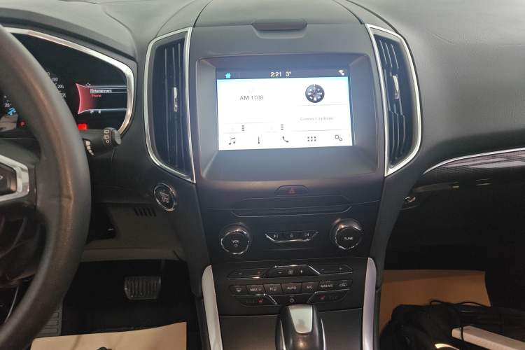 Used Ford Edge 2016 EcoBoost 245 Two-Wheel-Drive Titanium 7-Seater