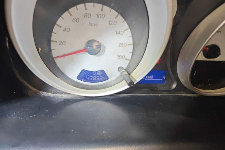 Used Baojun Lechi 2012 Revised Version 1.2L Manual Sporty Fashion Edition Odometer Close Up