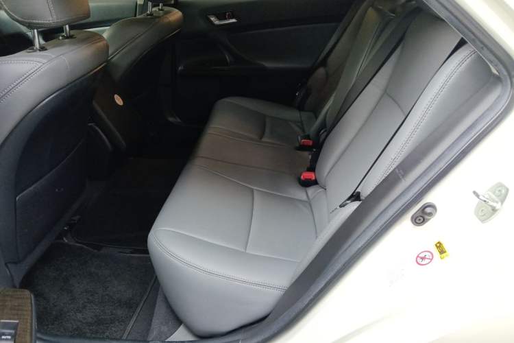 Used Toyota Reiz 2013 2.5S Elite Edition Left Rear Seat
