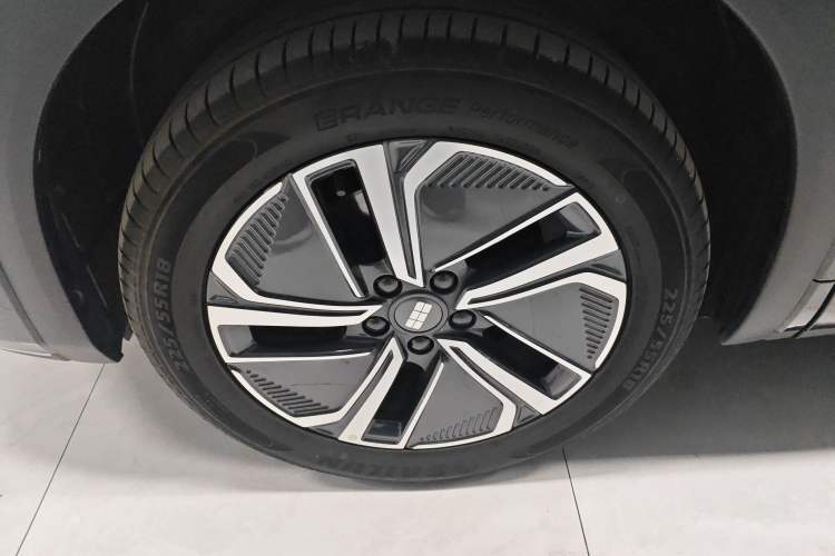 Used Geely Galaxy Galaxy Xingjian 7 EM-i 2025 120km Exploration+ Version