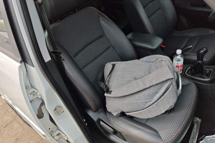 Used Chery Tiggo 3 2016 1.6L Manual ZhiShang Edition