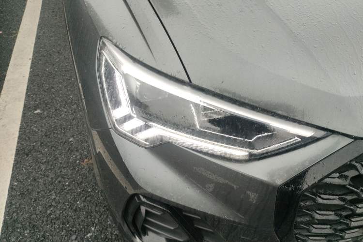 Used Audi Q3 2023 40 TFSI Fashion Dynamic Model
