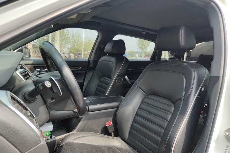 Used Honda UR-V 2017 370TURBO Four-Wheel Drive Prestige Edition China V Left Front Seat