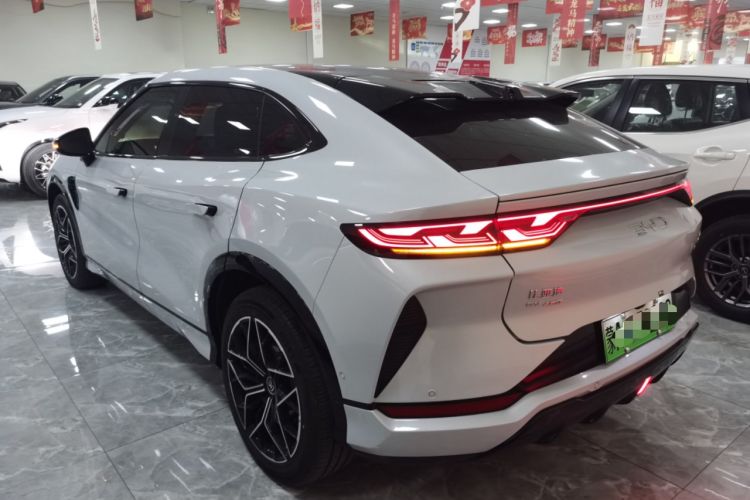 Used BYD Song L EV 2025 Intelligent Driving Version 602 km Range LiDAR-equipped All-Wheel-Drive Type