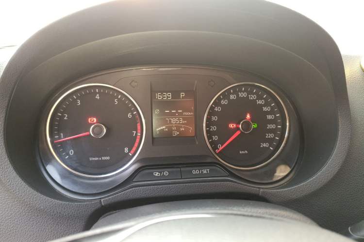 Used Volkswagen Polo 2014 1.6L Cross Polo Automatic
