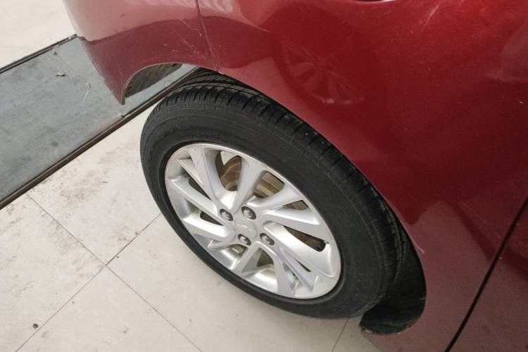 Used Chevrolet Lova RV 2016 1.5L Automatic FunDrive Edition Right Rear Wheel Hub