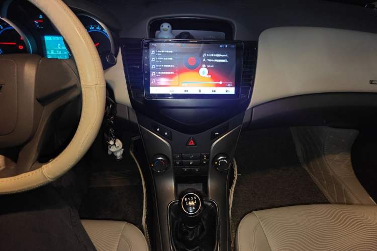 Used Chevrolet Cruze 2015 1.5L Classic SE MT