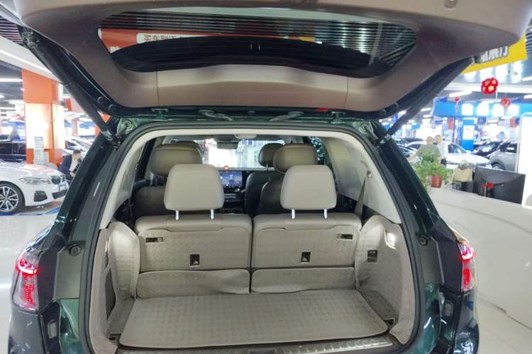 Used Hima AITO M9 2024 Range-Extended Ultra Version 52 kWh 6-Seater Model
