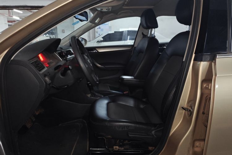 Used Volkswagen Santana 2013 1.6L Automatic Comfort Edition
