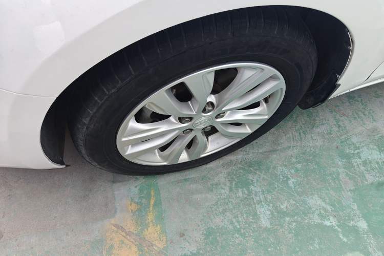 Used Buick GT 2021 Exemplar 1.5L Automatic Elite Version Left Front Wheel Hub