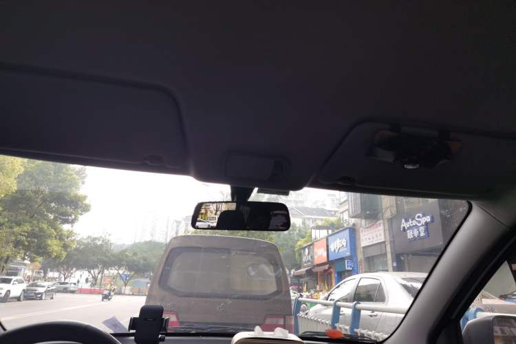 Used Wuling Hongguang New Energy 2024 All-Electric Model 300KM Practical Version Headliner