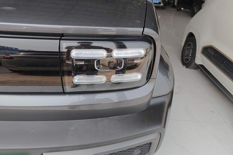 Used Baojun Spark 2023 Flagship Edition Left Front Headlight