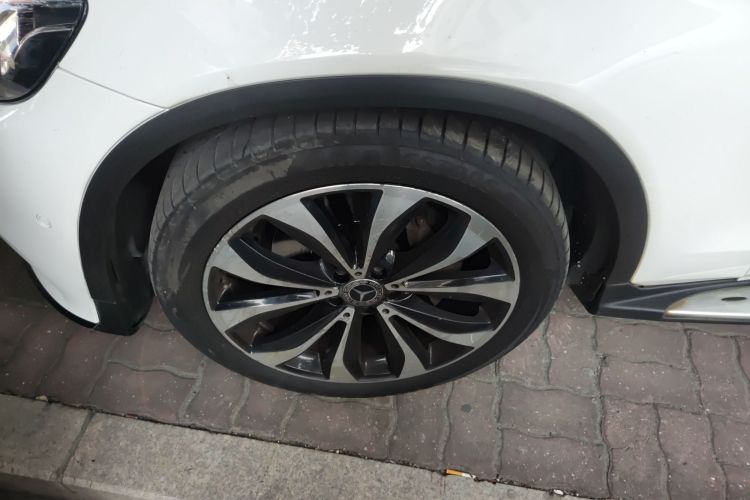 Used Mercedes-Benz GLC Coupe 2019 Facelift GLC 260 4MATIC Coupe SUV
