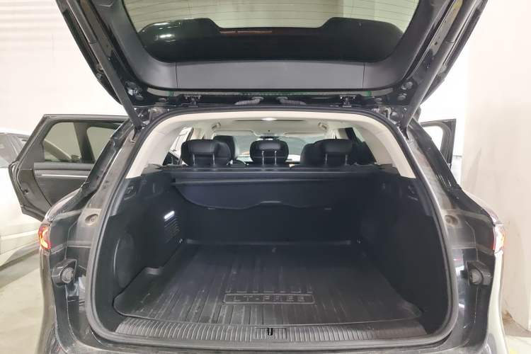 Used VOYAH FREE 2024 Ultra-Long Range Intelligent Driving Version Trunk