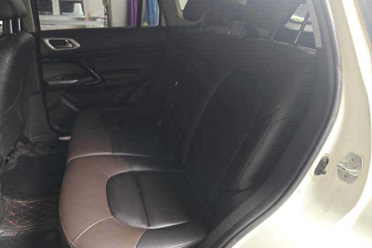 Used GAC Trumpchi GS4 2015 200T Manual Luxury Edition Left Rear Seat