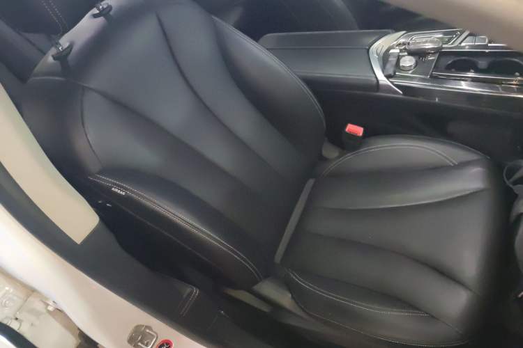 Used Geely Auto Emgrand GT 2018 1.5T MHEV Yaoxiang Edition Right Front Seat