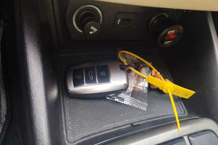 Used CHANGAN Eado 2016 1.6L Automatic LingShang Model
