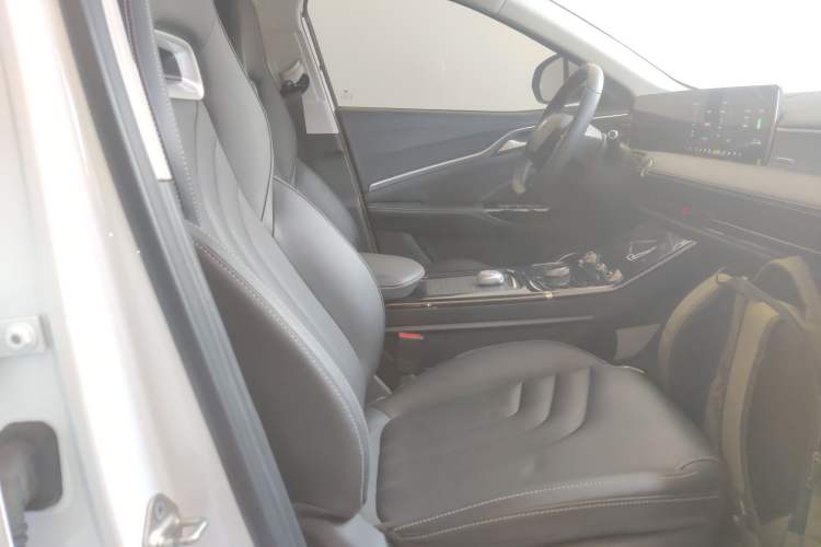 Used NETA U 2022 Zhi400 Pro Ternary Lithium