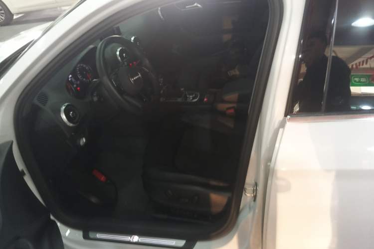 Used Audi A3 2019 Limousine 35 TFSI Fashion Edition China V standard
