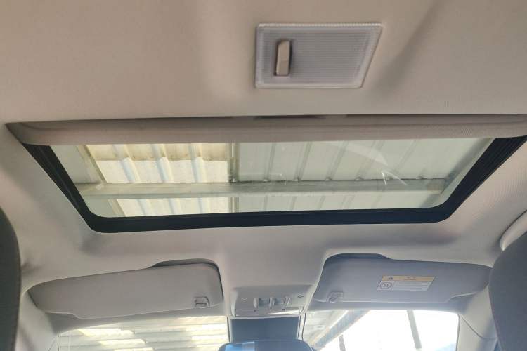 Used Buick Encore 2015 1.4T Manual Two-Wheel Drive Urban Advanced Model
