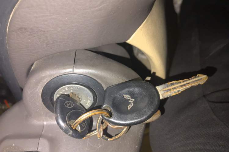 Used Hyundai Elantra 2011 1.6L Manual Comfort Version
