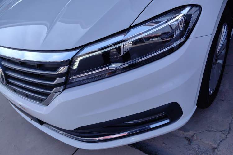 Used Volkswagen Lavida 2022 1.5L Automatic Comfort Edition Left Front Headlight