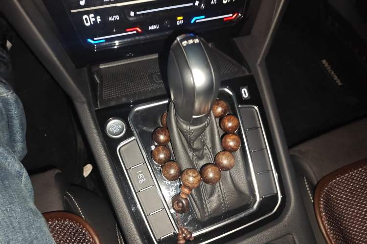 Used Volkswagen Magotan 2020 380TSI DSG Luxury Version Gear Lever